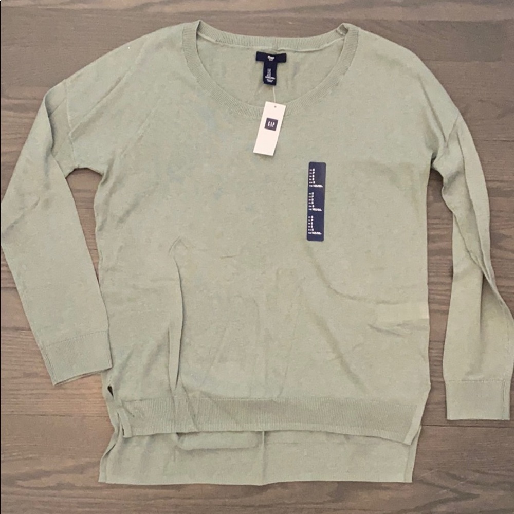 Brand new! Gap crew neck sweater